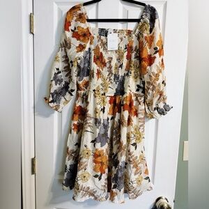NWT Henly Floral Smocked Dress